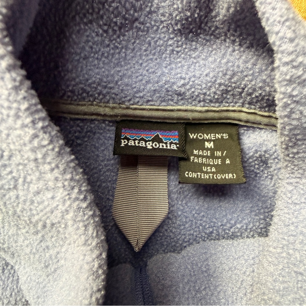 Patagonia Women's Soft Blue Fleece - Picture 5 of 5